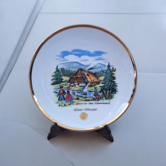 Farfurie decorativă de colecție, realizată din porțelan fin, marca Mitterteich Bavaria